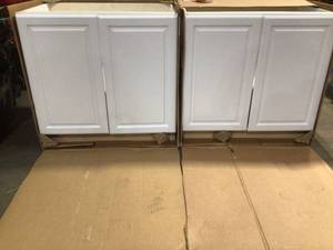lot 33 image: Lot of 2 cabinets 1 Damaged Customer Returns See Pictures