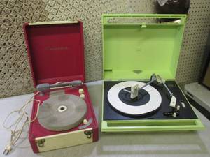lot 94 image: (D-3) 2 Vintage Portable Record Pla...