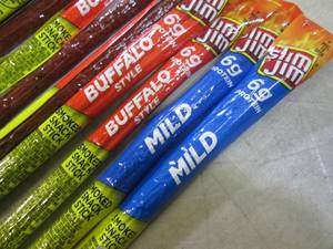 lot 115 image: (EC2) 25 Slim Jim Smoked Snack Stic...