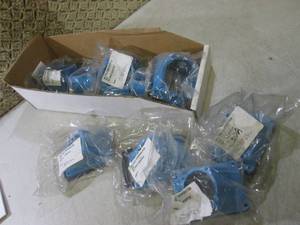 lot 142 image: (RM2) Mix Lot of 9 Meltric Corp. An...