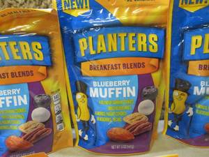 lot 212 image: (B-2) 6 Bags of Planters Breakfast ...