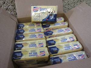lot 230 image: (B-3) Case of White Cheddar Sandwic...