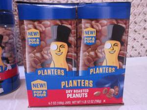 lot 256 image: (C-2) 8 Containers of Planters Dry ...