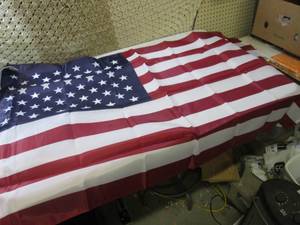 lot 288 image: (EC1) 3 ft x 5 ft US Flag...