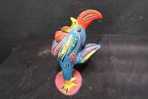 lot 21 image: PAINTED PORECELAIN CHICKEN STATUE