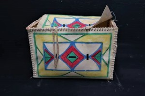 lot 5 image: HIDE CHEST
