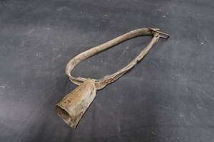 lot 54 image: VINTAGE COW BELL