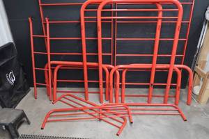 lot 101 image: TODDLER BUNK BED