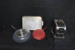 lot 121 image: PANS
