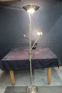 lot 129 image: LAMPS