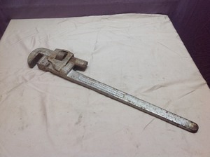 24 Pipe Wrench