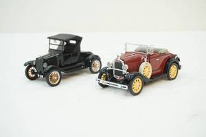 lot 31 image: Ford model truck