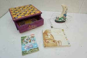 lot 59 image: Childrens toys