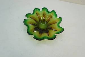lot 102 image: Bowl
