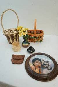 lot 106 image: Native American pieces