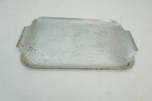 lot 118 image: Metal tray