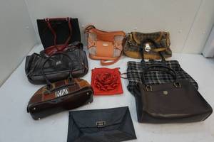 lot 145 image: Purses
