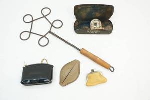lot 193 image: Rug beat, coin purses, dentist tool