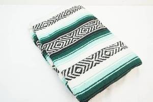 lot 215 image: Mexican blanket