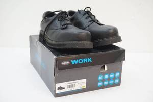 lot 217 image: Mens shoes