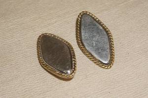 lot 16 image: Taxco Mexican Artisan Sterling Silver Clip On Earrings