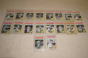 lot 71 image: Sporting News Baseball Cards