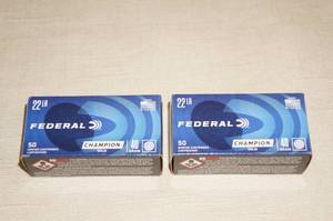lot 101 image: 100 Federal Champion .22 LR 40 Gr Ammo