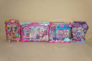 lot 171 image: Shopkins Shoppies Toys