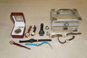 lot 204 image: Watches - Wrist and Pocket - Mickey Mouse