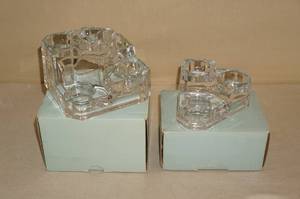 lot 210 image: 2 Partylite Glass Candle Holders