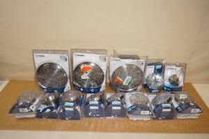 lot 216 image: 13 Moen Shower Heads