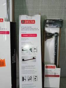 Mixed lot of delta towel bars - SEE PICTURES