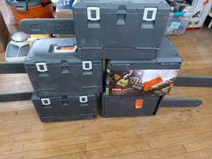Mixed lot of Ryobi chainsaws - mixed conditions - SEE PICTURES