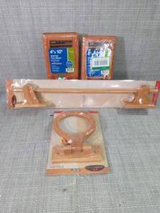 Mixed lot of wood towel holder and floor difuser - SEE PICTURES