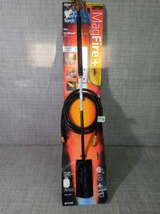 MagFire 500,000 BTU Outdoor Torch by MagTorch- not used