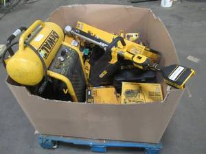 lot 24 image: WHOLESALE MIXED PALLET OF MICELLANOUS DEWALT POWER TOOLS