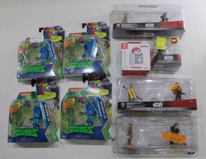 lot 947 image: Lot of Action Figures - Star Wars, Teenage Mutant Ninja Turtles, Pokemon Ball