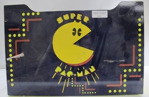 lot 942 image: Arcade1UP Super Pac-Man Arcade Cabinet Riser