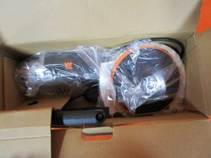 lot 32 image: (New) Wen 7 Variable Speed Polisher