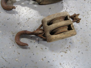 lot 43 image: Vintage Pulleys