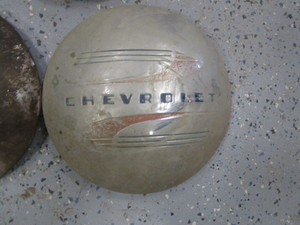 lot 51 image: Vintage Hubcaps