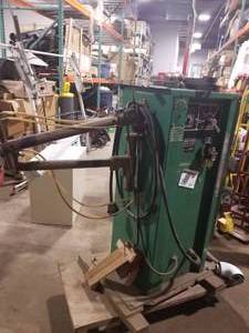 lot 2 image: Western Arctronics Welder 30KVA (on pallet)