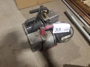 lot 35 image: Lot of (2) Refrigerant Recovery Pumps - Robinair VacuMaster High Performance Vacuum Pump, JB Industries Platinum DV-2000N 7cfm