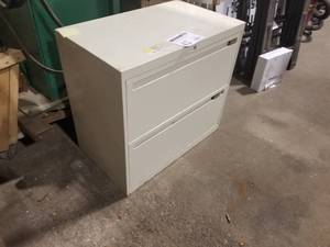 lot 42 image: Metal Lateral File Cabinet 2-drawer
