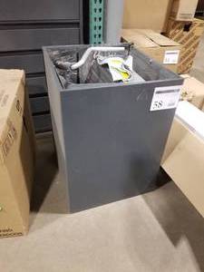 lot 58 image: Carrier AC A Coil Air Conditioning Refrigerant Evaporator in Cabinet CAPF3743C6DB