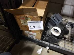 lot 120 image: Blower Motors, Loose Housing (in 2 boxes)