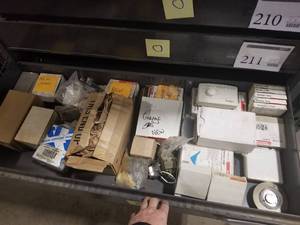 lot 212 image: Item removed - items contain mercury.
