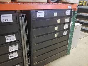 lot 222 image: Metal Cabinet 8-drawer 48Lx18Wx53H