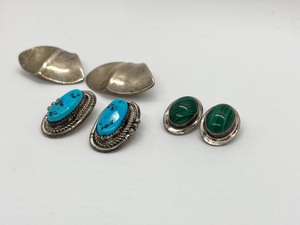 lot 8 image: 3 Pairs Vintage Sterling Earrings - Including Robert Lee Morris
