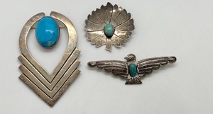lot 11 image: 3 Vintage Sterling & Turquoise Brooches Pins